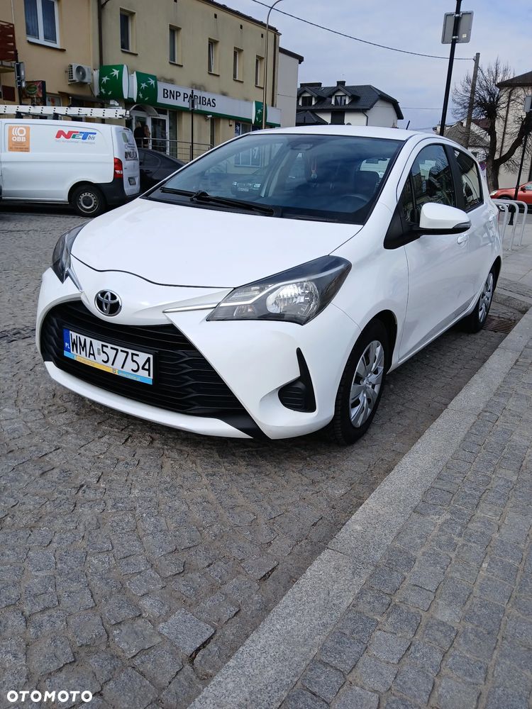 Toyota Yaris 1.0 Premium - 1