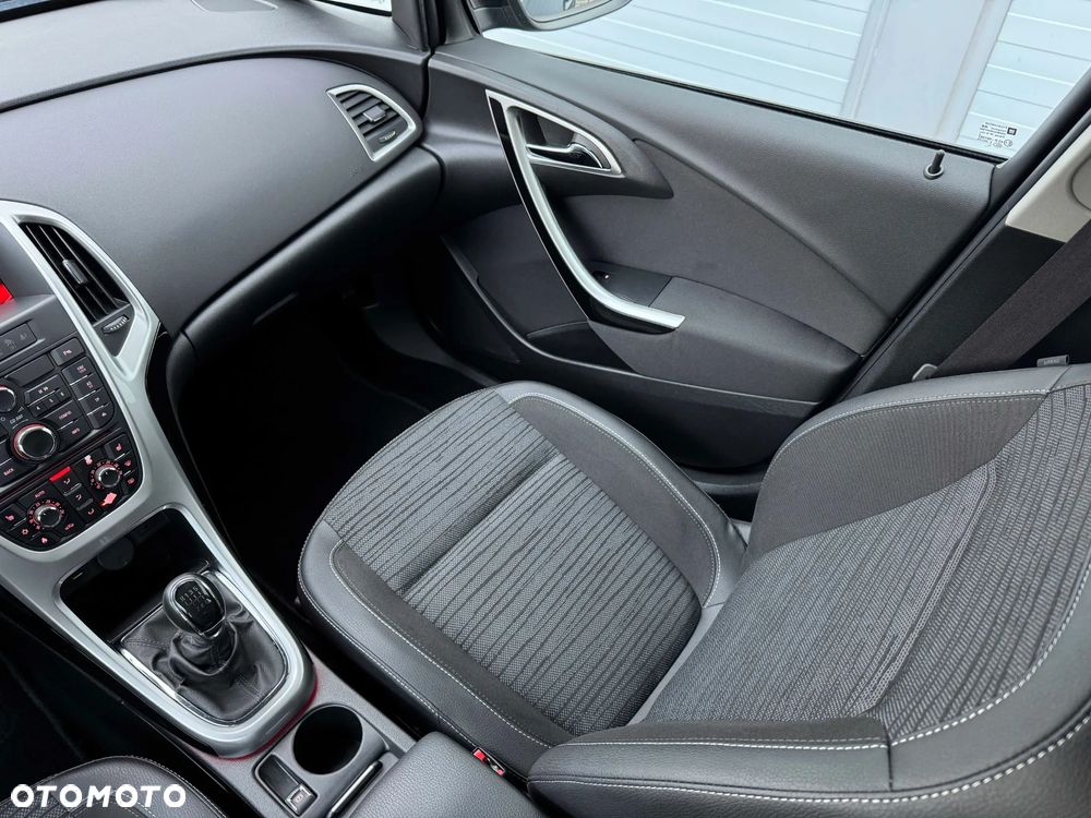 Opel Astra 1.4 Turbo Edition Sport - 30