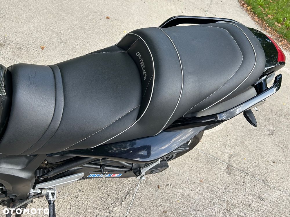 Yamaha FZ6 - 12