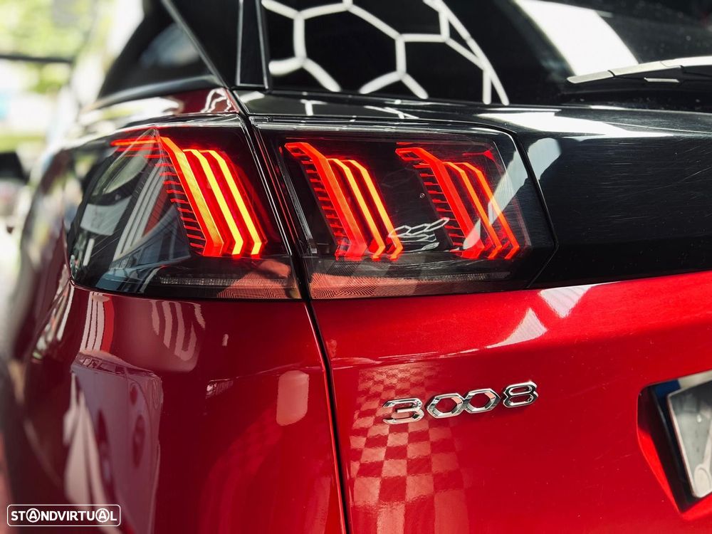 Peugeot 3008 1.6 Hybrid4 Allure e-EAT8 - 11