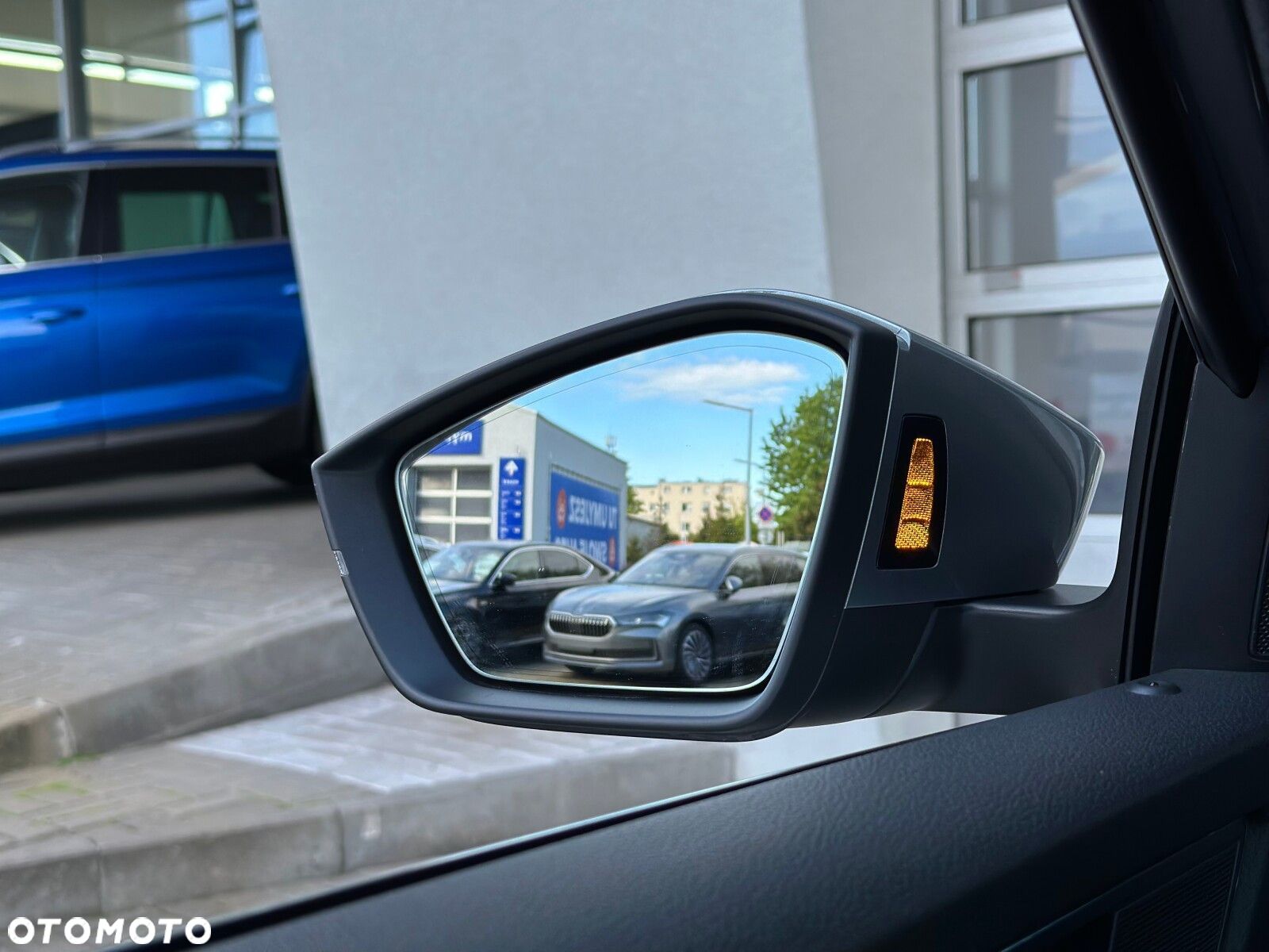Skoda Superb 2.0 TDI SCR L&K DSG - 37