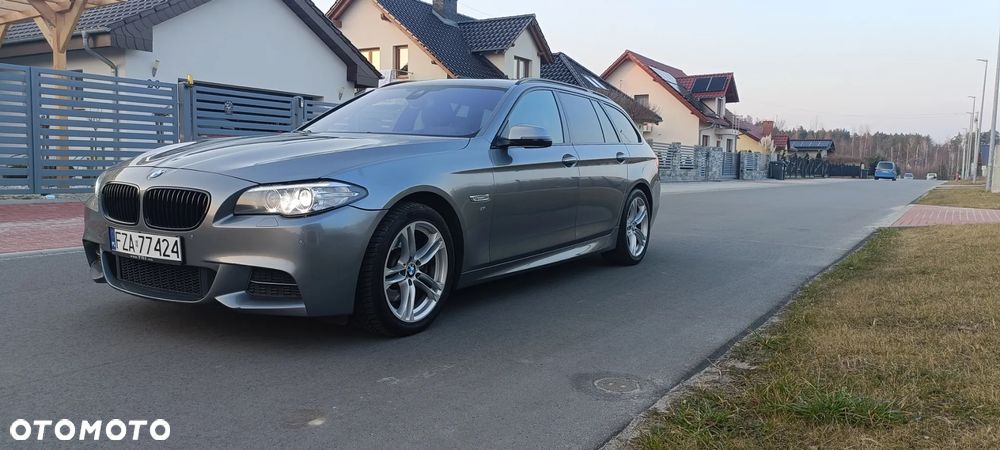 BMW Seria 5 520d xDrive - 10