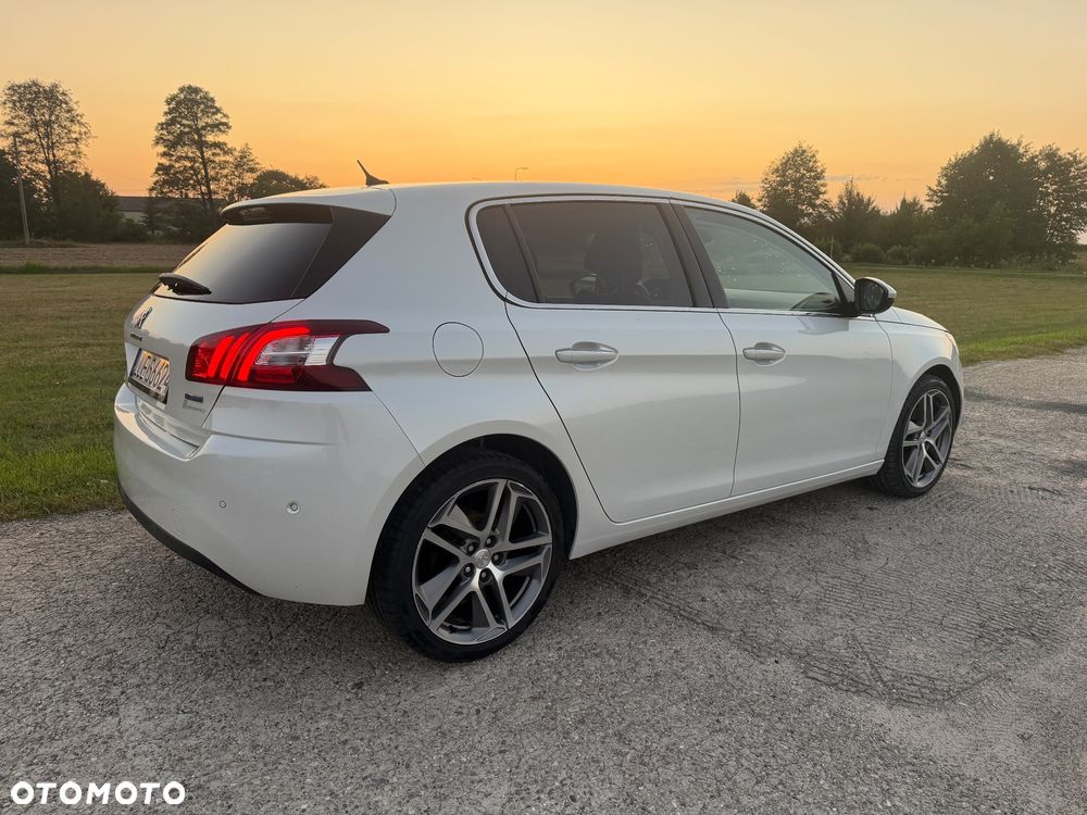 Peugeot 308 2.0 BlueHDi Allure S&S - 11