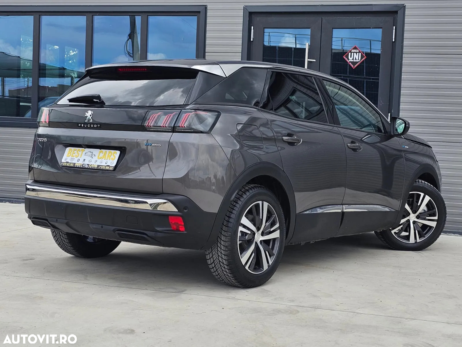 Peugeot 3008 PHEV EAT8 Allure - 4