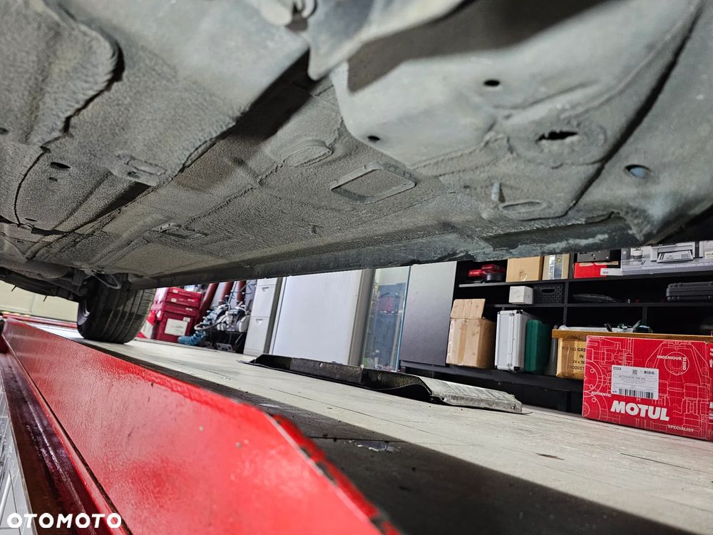 Ford S-Max 2.0 TDCi Ambiente - 24