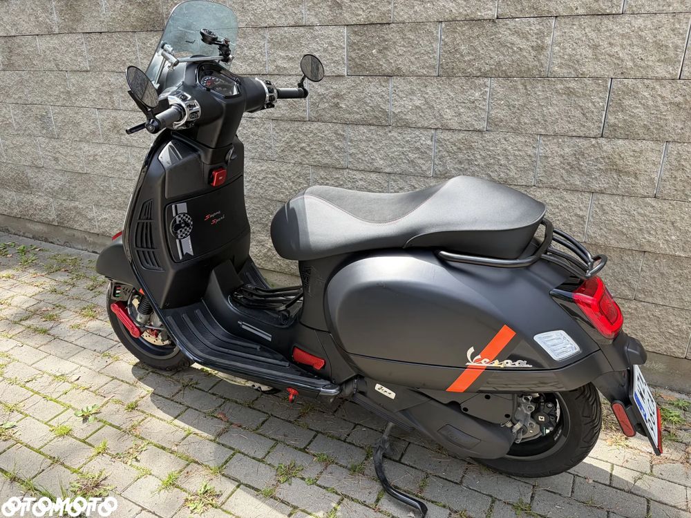 Vespa GTS - 7