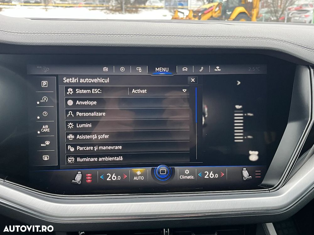 Volkswagen Touareg - 26