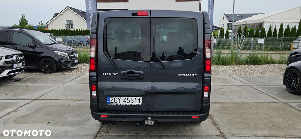 Renault Trafic 2.0 dCi - 6