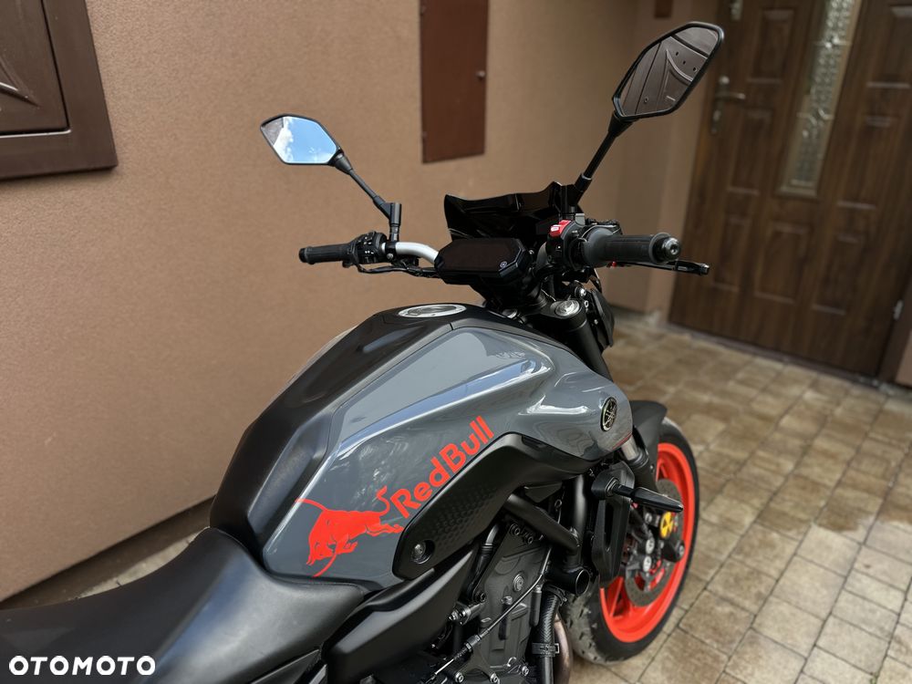 Yamaha MT - 18