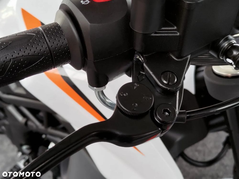 QJMOTOR TRX 125 - 32