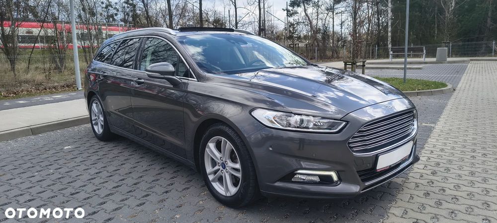 Ford Mondeo 2.0 TDCi STart-Stopp PowerShift-Aut Titanium - 2