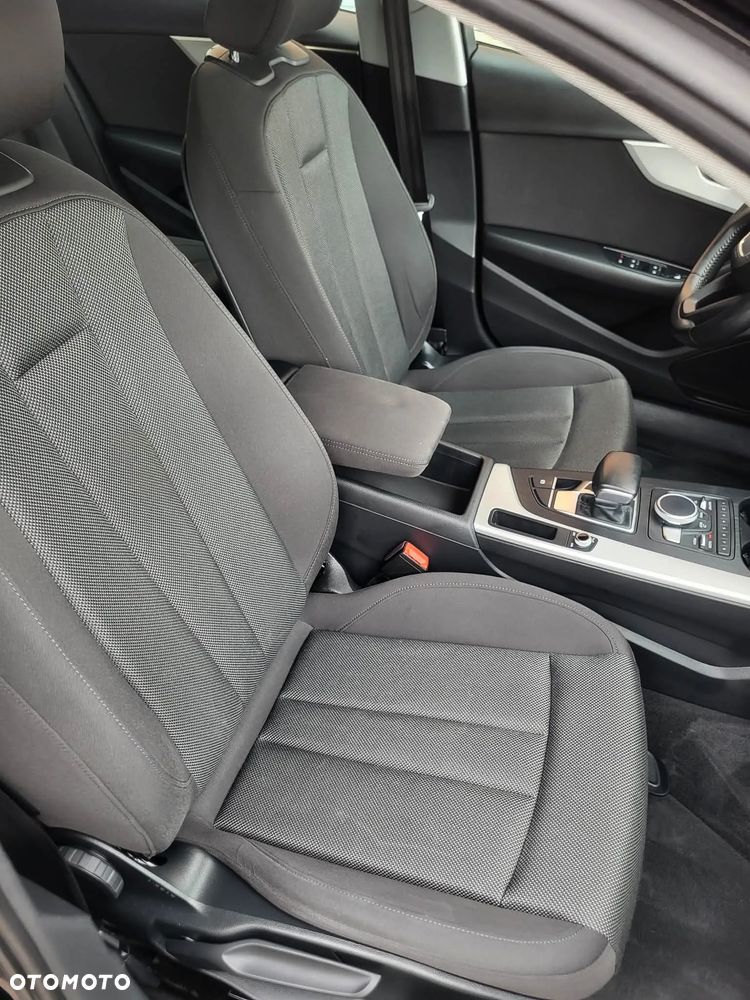 Audi A4 Avant 40 TFSI S tronic sport - 8