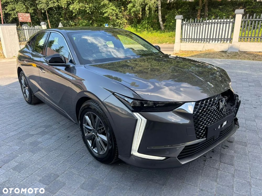 DS Automobiles DS 4 1.5 BlueHDi Bastille + - 1