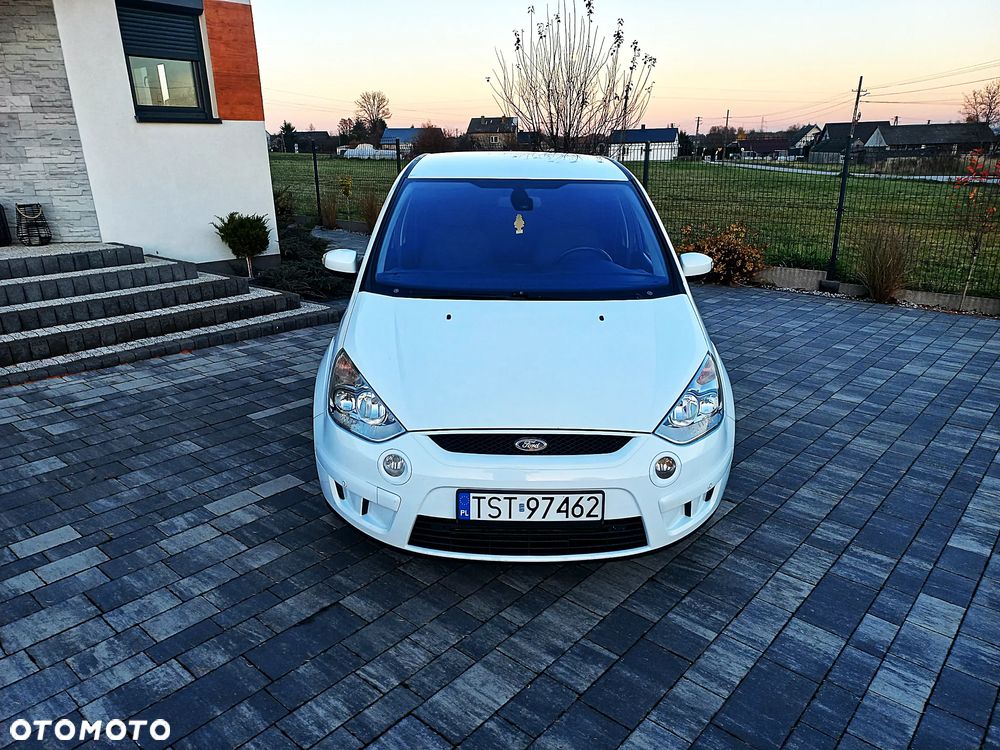 Ford S-Max 2.0 TDCi DPF Titanium - 3