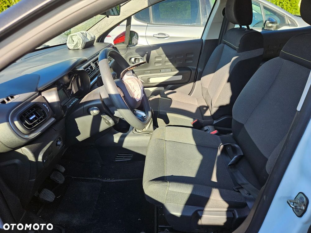 Citroën C3 1.2 PureTech Shine - 10