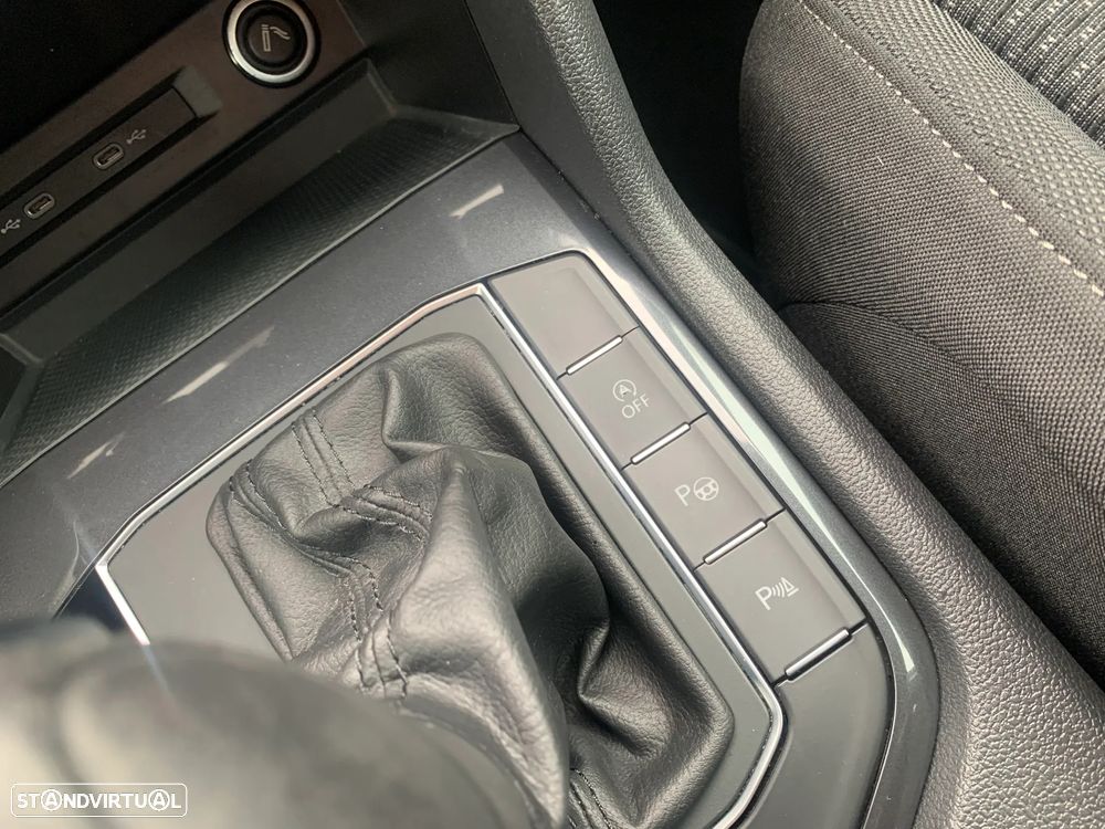 VW Tiguan Allspace 2.0 TDI Confortline DSG - 41