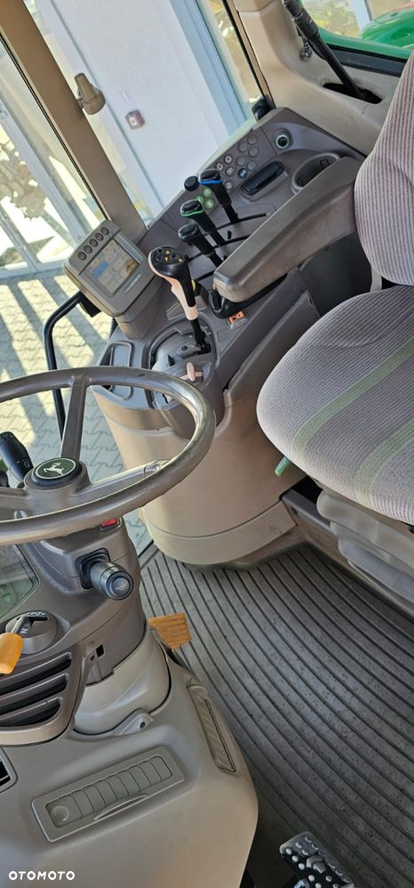 John Deere 6930 Premium - 8