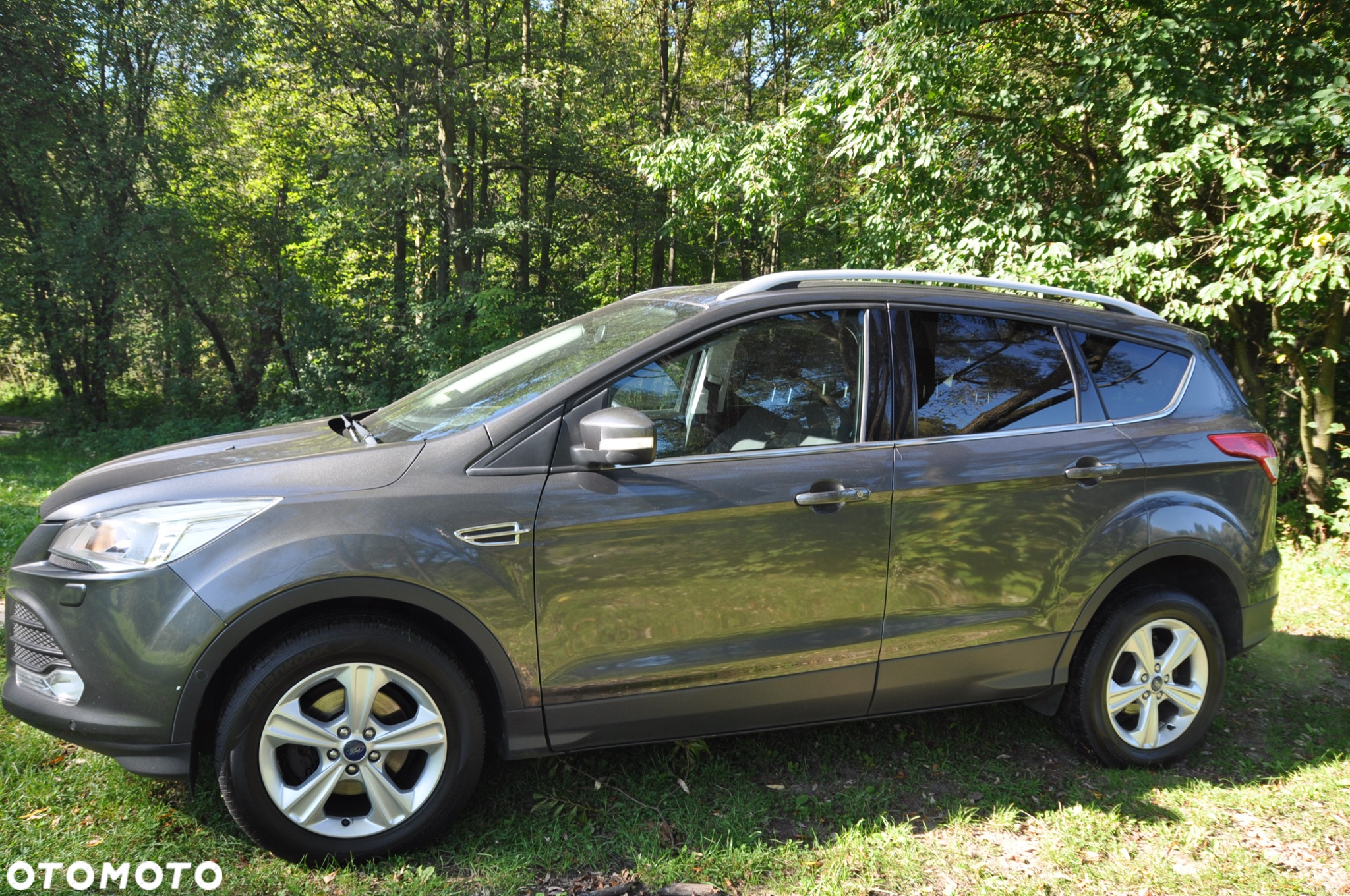 Ford Kuga 1.6 EcoBoost 2x4 Titanium - 23