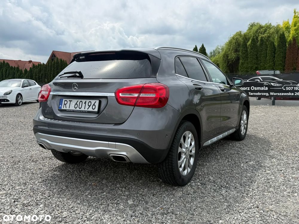 Mercedes-Benz GLA 200 7G-DCT Activity Edition - 17