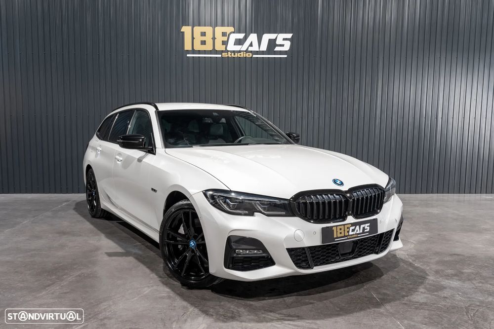 BMW 330 e Touring Pack M Auto - 44