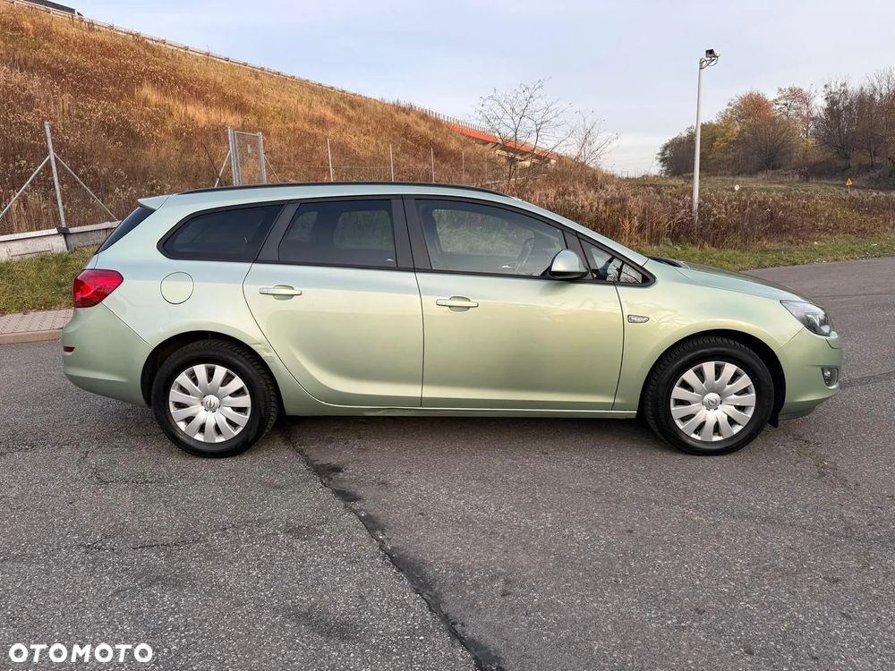 Opel Astra 1.7 CDTI DPF White Edition - 10