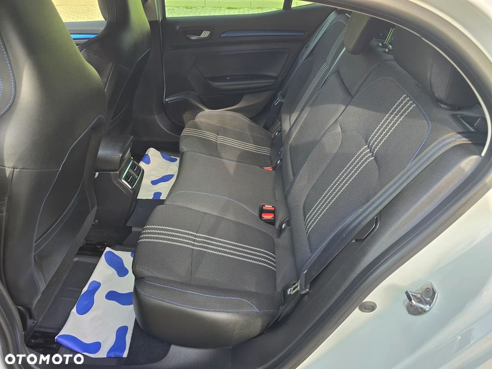 Renault Megane ENERGY TCe 130 GT LINE - 21