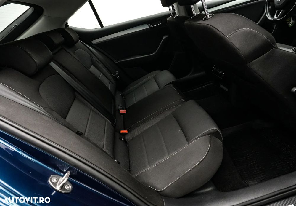 Skoda Superb 2.0 TDI DSG Style - 16