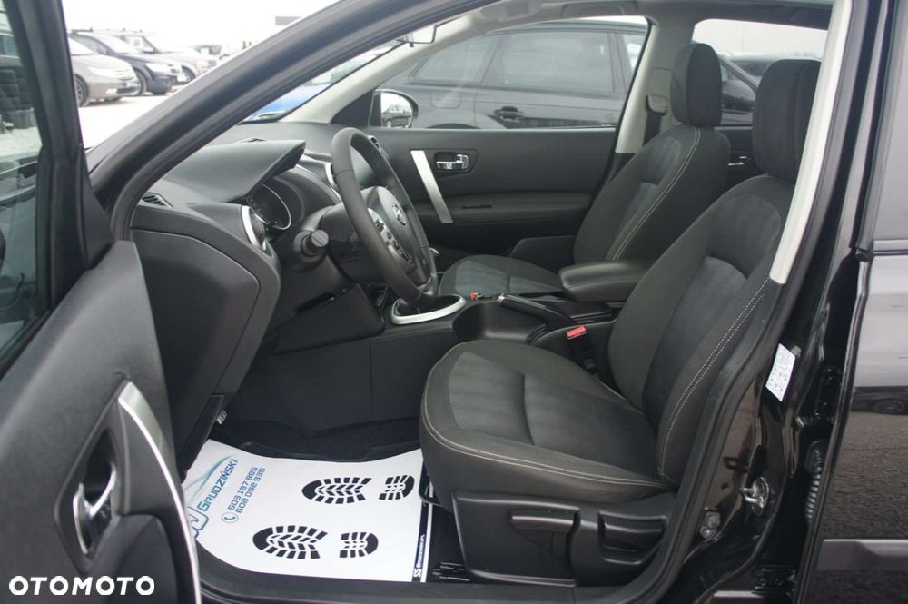 Nissan Qashqai - 12