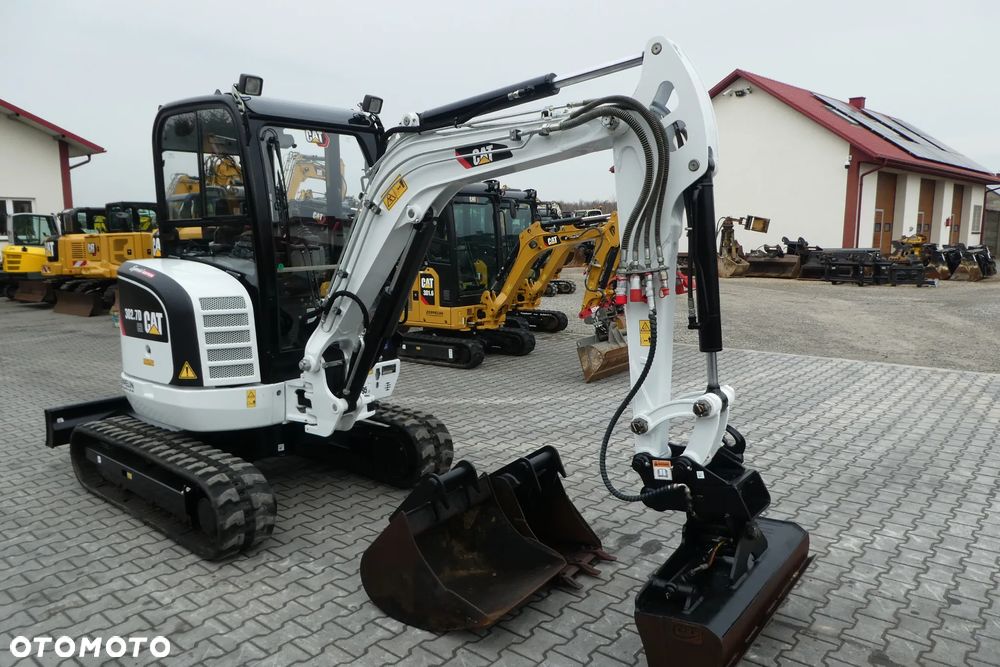 Caterpillar 302,7D CR TRZY ŁYŻKI - 6