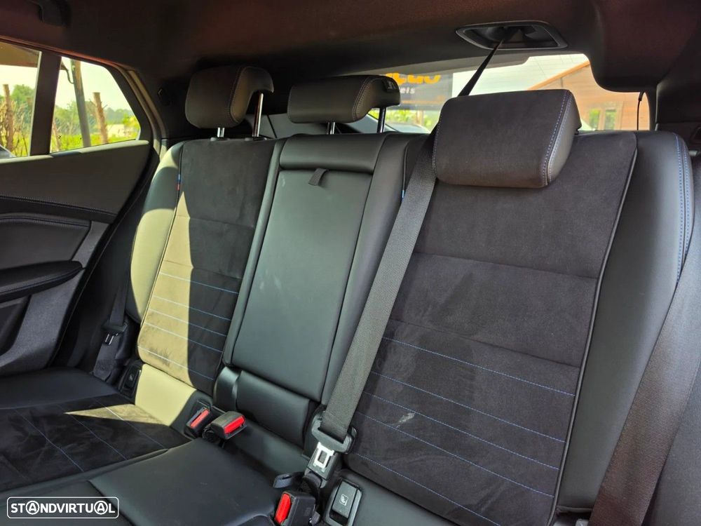 BMW iX2 eDrive20 Pack Desportivo M - 12