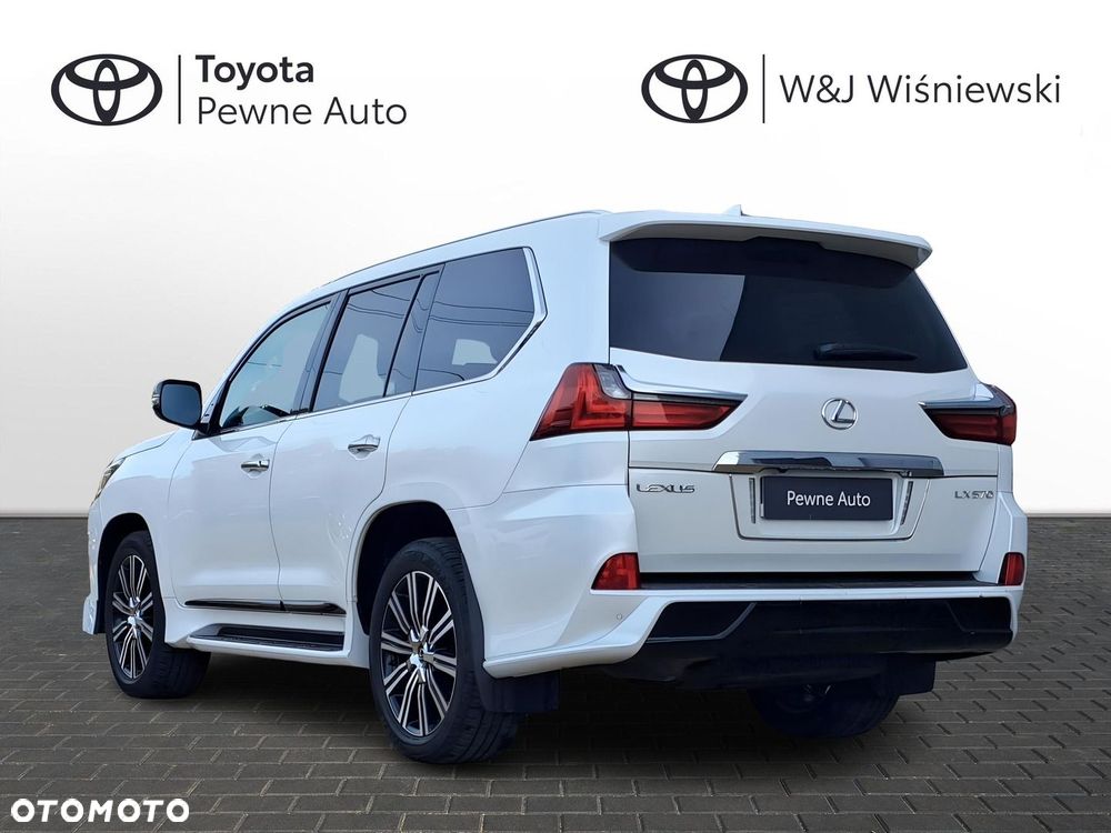 Lexus LX 570 Omotenashi - 21