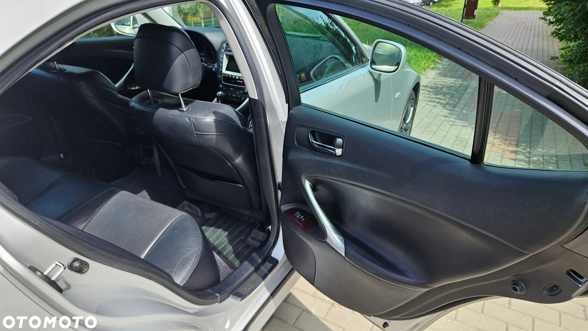 Lexus IS 250 Prestige - 23