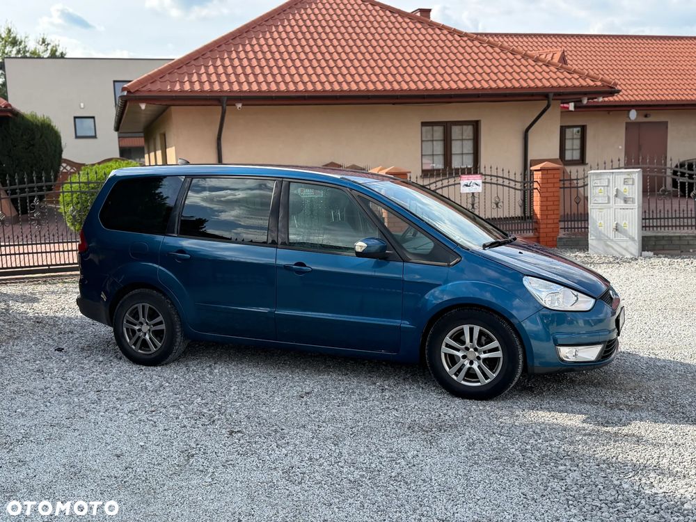 Ford Galaxy 2.0 TDCi Ghia - 8
