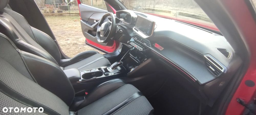 Peugeot 2008 1.5 BlueHDi GT Line S&S EAT8 - 21