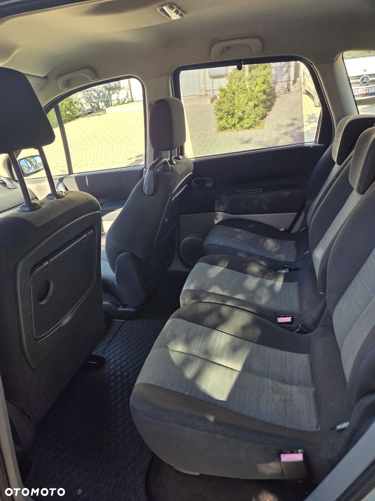 Renault Scenic 1.6 Confort Authentique - 6