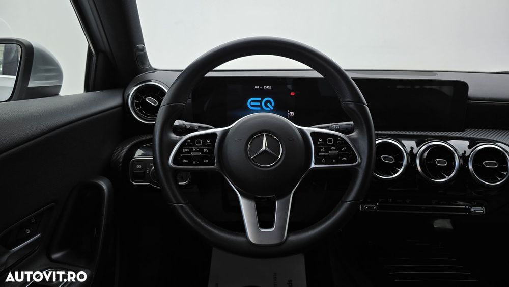 Mercedes-Benz A - 15