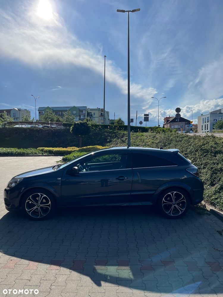 Opel Astra III GTC 1.6 Sport - 7