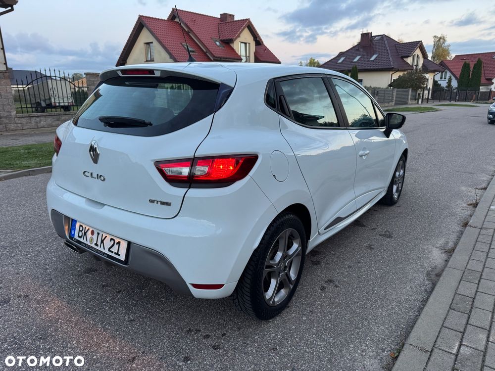 Renault Clio - 4