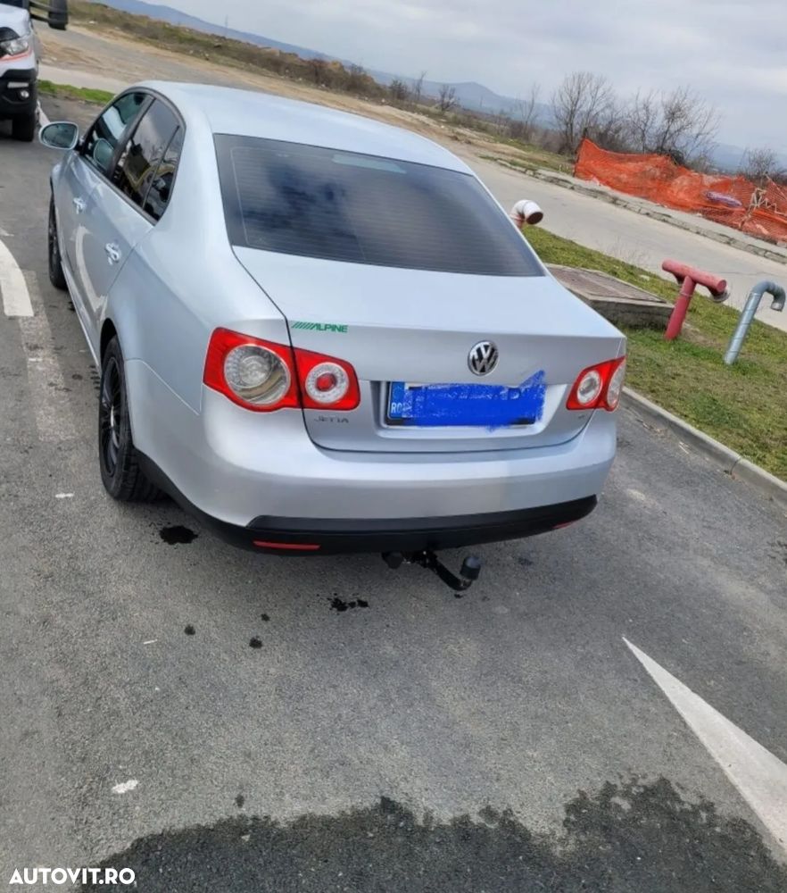 Volkswagen Jetta 1.4 TSI Trendline - 4