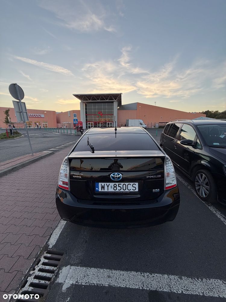 Toyota Prius - 5
