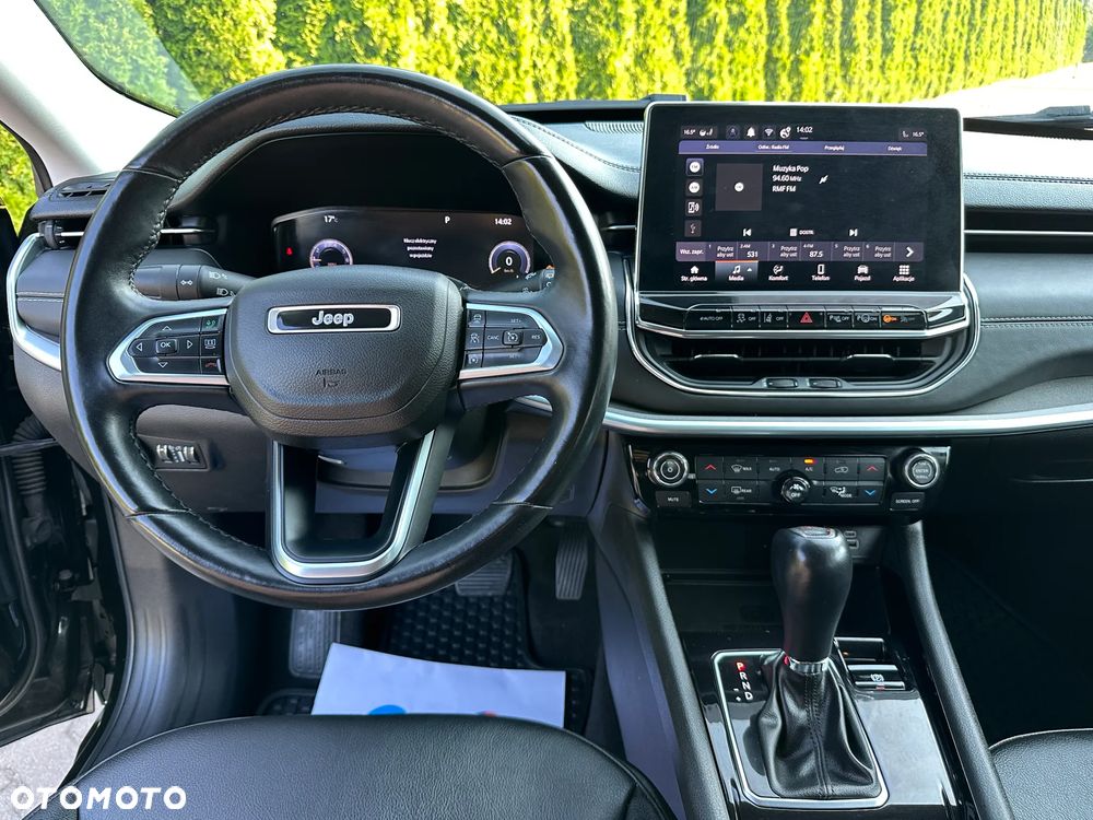 Jeep Compass - 24