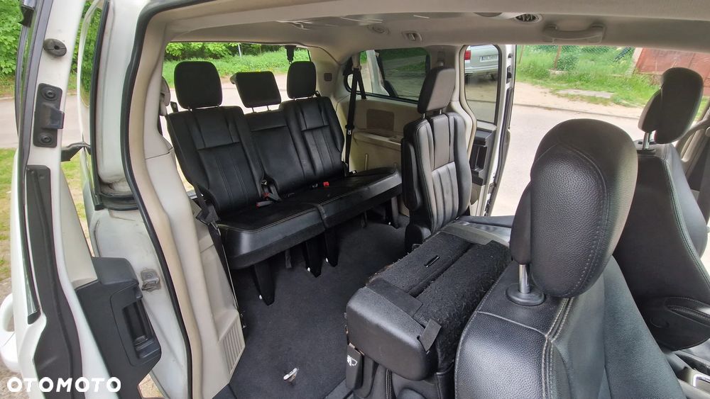 Chrysler Town & Country 3.6 Touring - 17