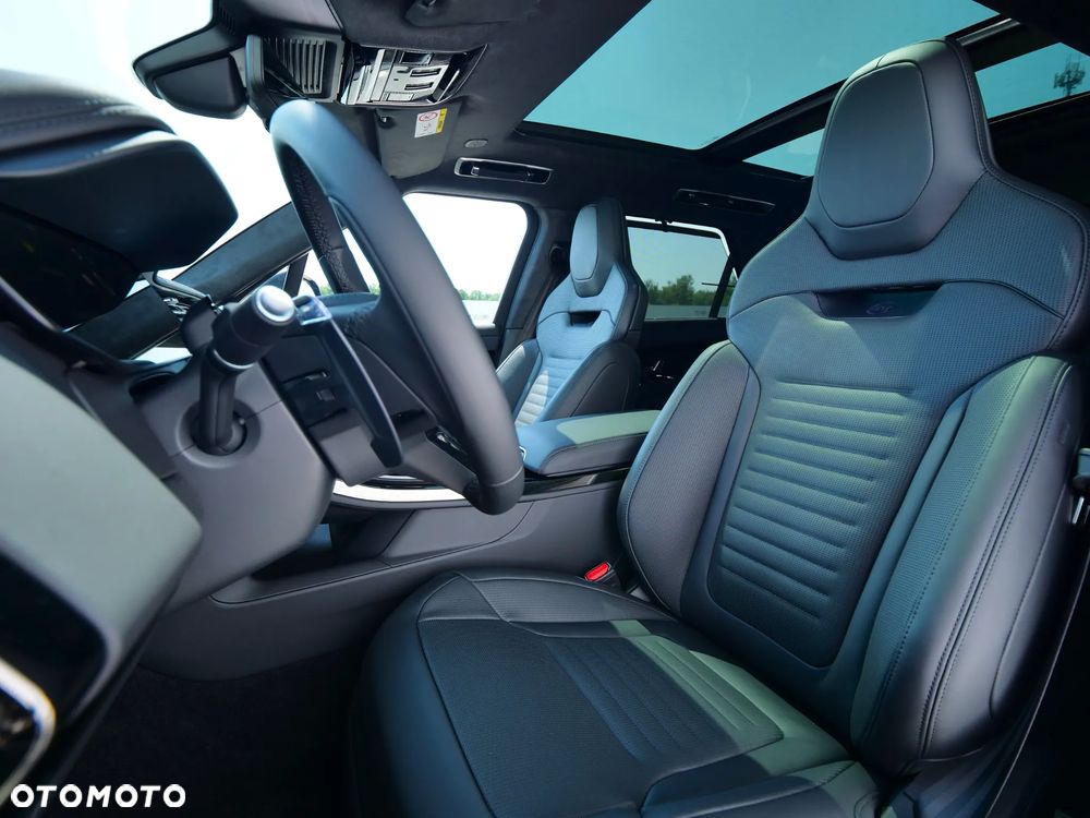 Land Rover Range Rover Sport - 25