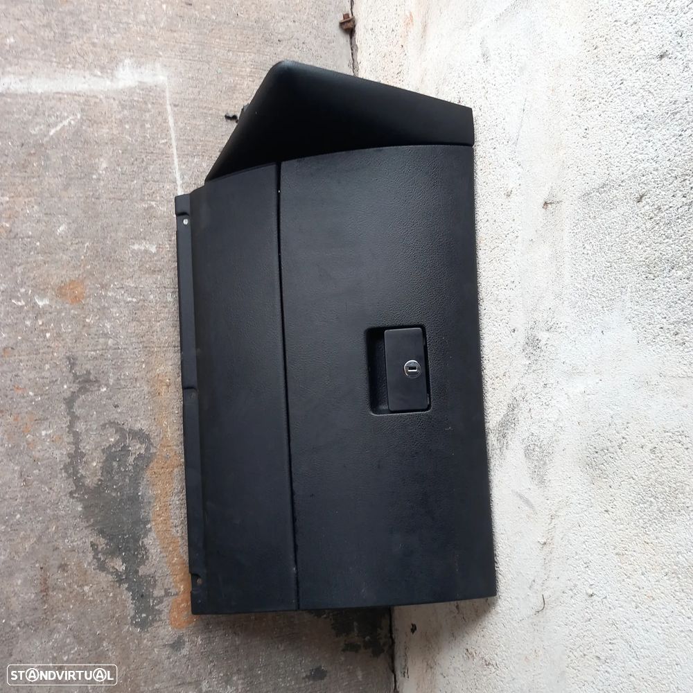 Porta luvas Volkswagen Golf 4 - 1