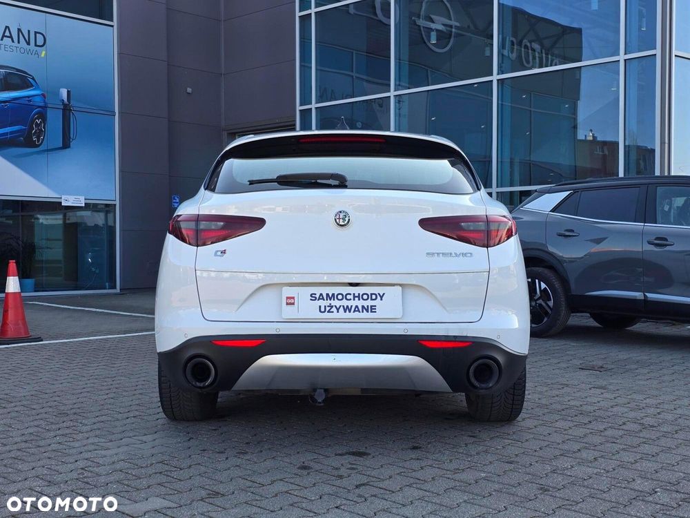 Alfa Romeo Stelvio 2.0 Turbo Super Q4 - 5