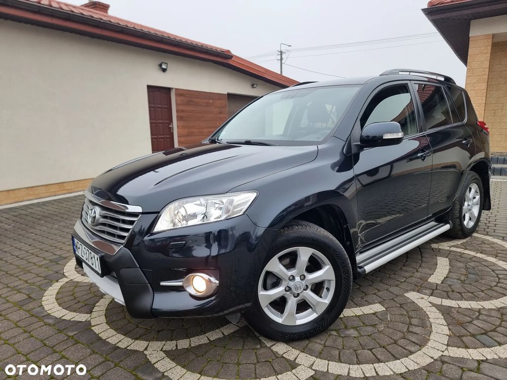 Toyota RAV4 2.2 D-4D Premium - 1