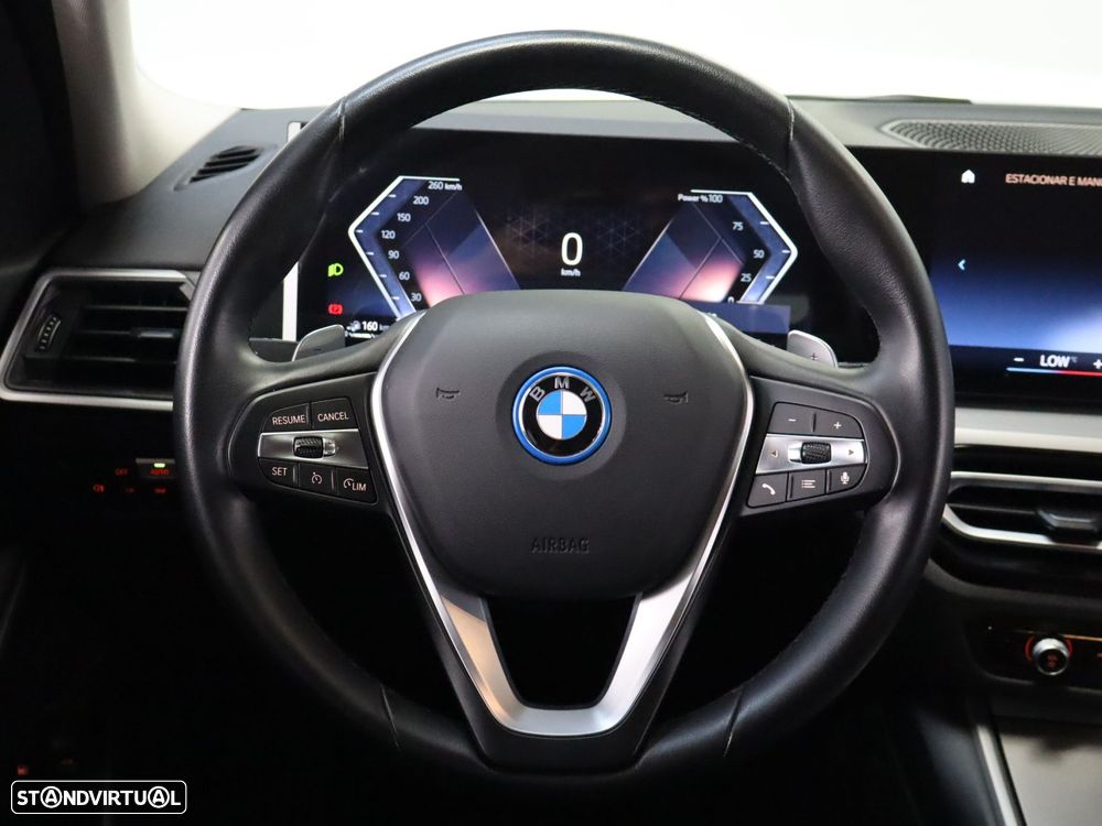 BMW 330 e Corporate Edition Auto - 14