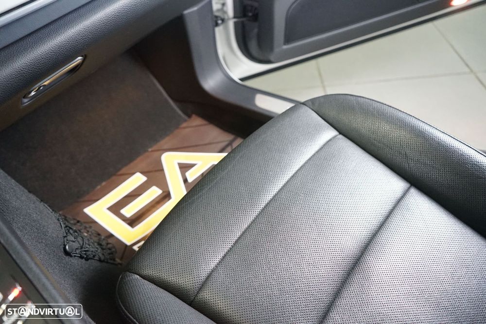 Porsche Panamera S Hybrid - 40