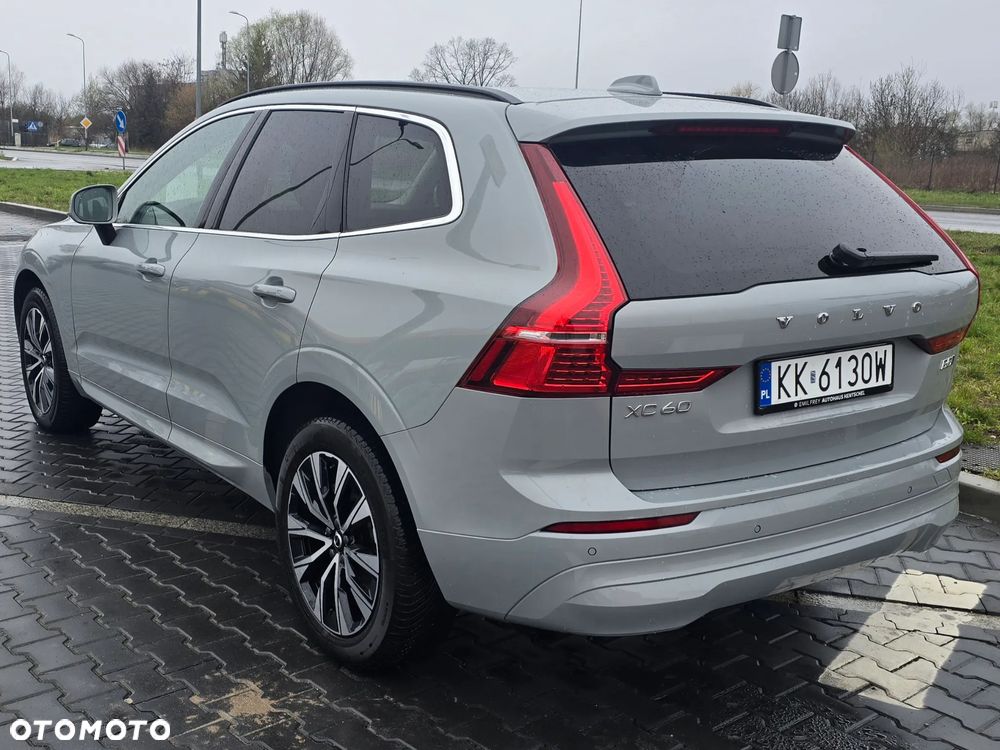 Volvo XC 60 B5 B AWD Ultimate Dark - 9