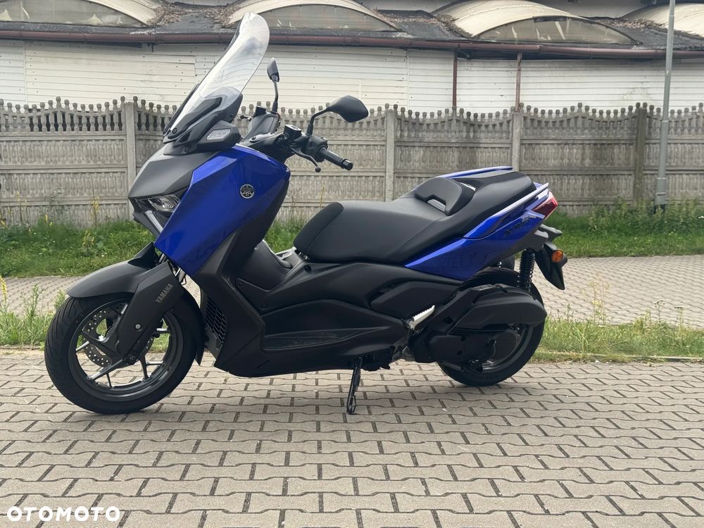 Yamaha X-max - 3